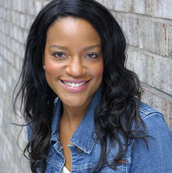 Meet your Posher, Lisa - Picture 1 of 1